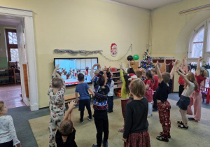 Interaktywny WF w grupie IV