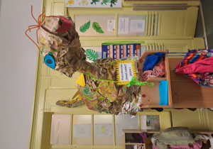 praca zbiorowa dzieci z grupy I - dinozaur