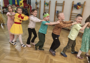 Zabawa w pociąg